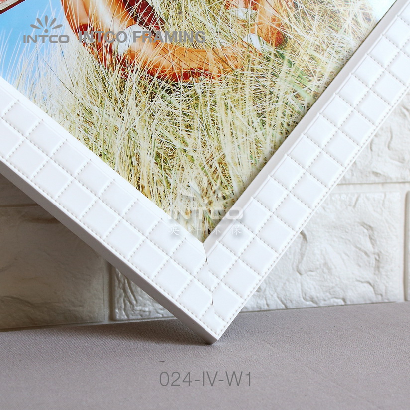 INTCO 024-IV-W1 white picture framing material