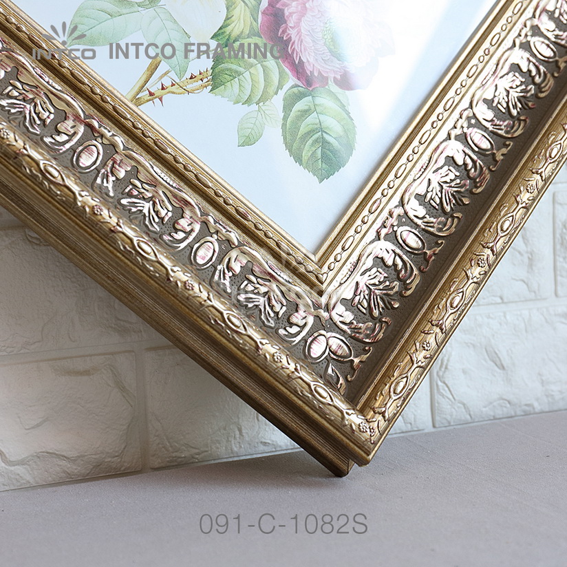 custom picture frame mouldings