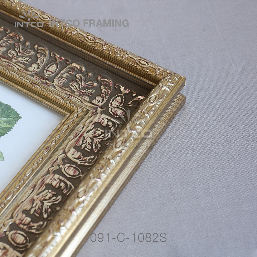 custom picture frame mouldings
