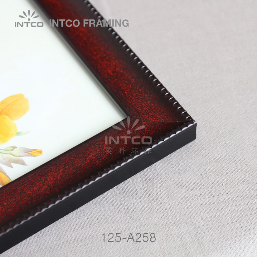 125-A258 PS picture frame corner detail