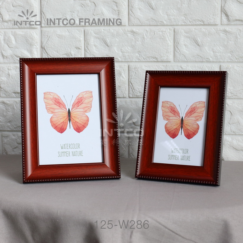 Application of 125-W286 mouldings for tabletop picture frame making