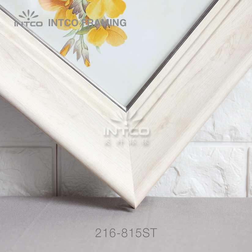 custom picture frame moulding