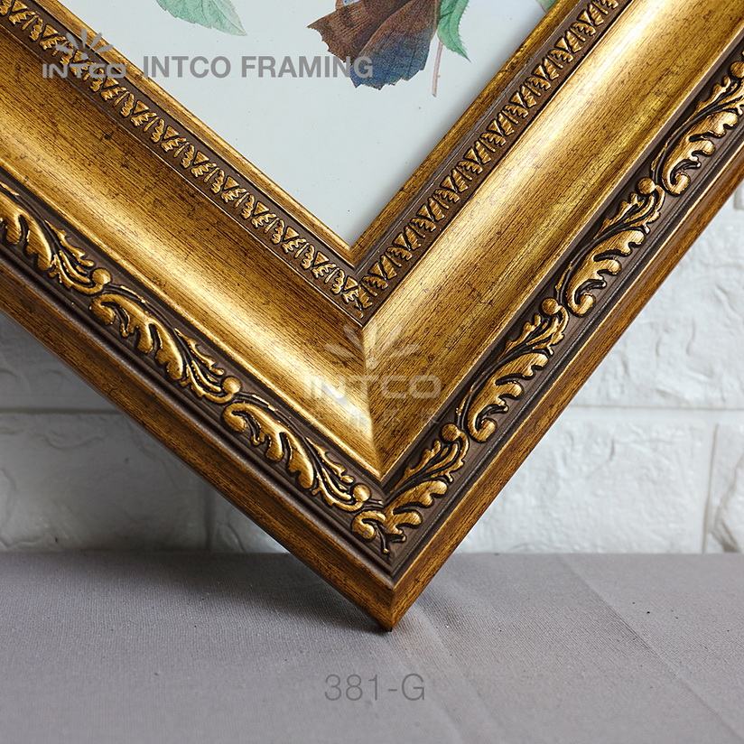 381-G PS picture frame moulding detail