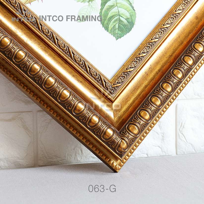 063-G PS picture frame moulding corner sample