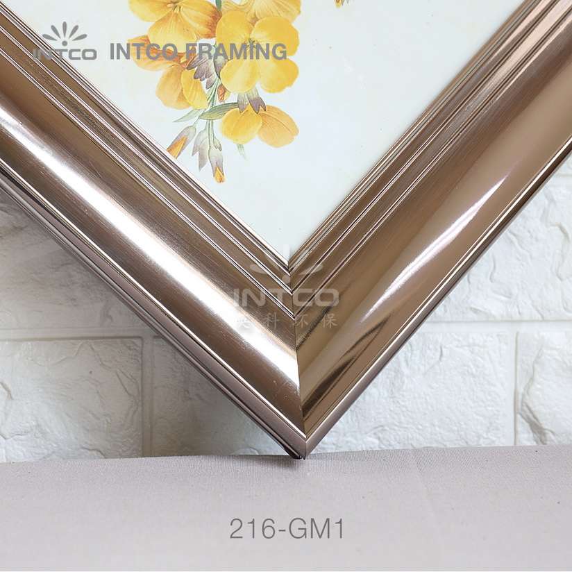 216-GM1 PS picture frame moulding detail