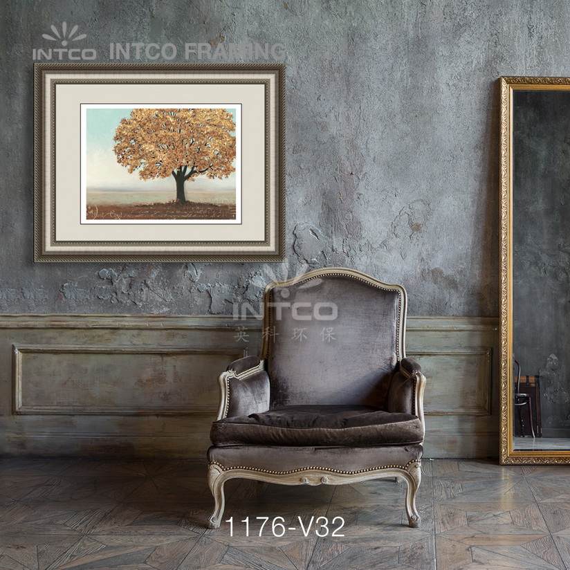 INTCO 1176-V32 polystyrene picture frame moulding in lengths