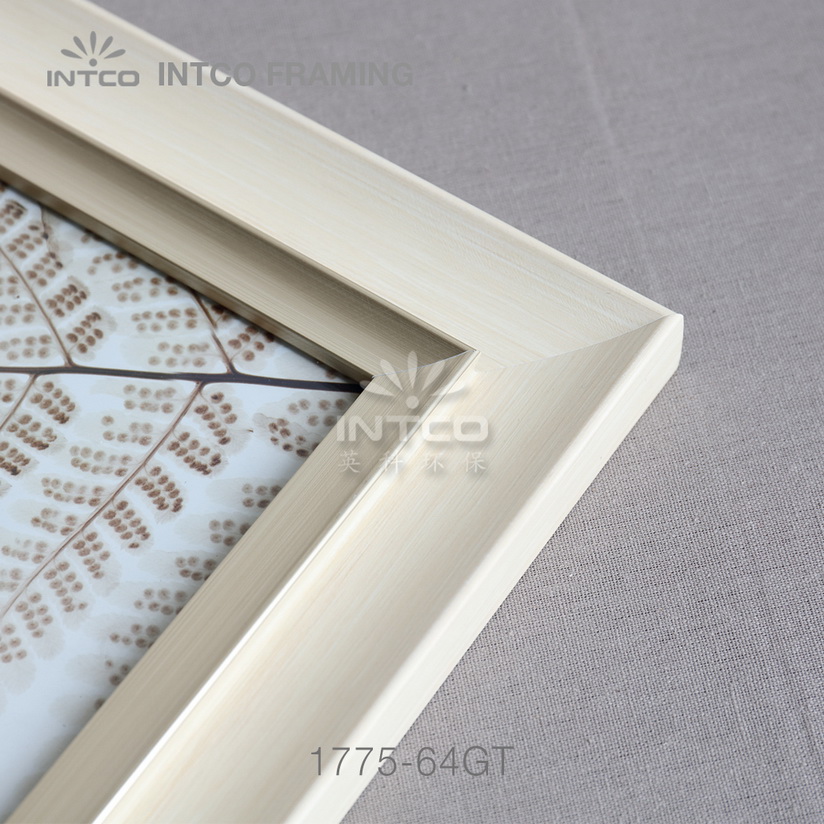 INTCO 1775-64GT PS mouldings for wedding frames
