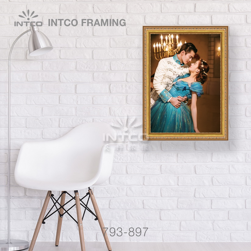 picture frame moulding idea for wall wedding picture frame