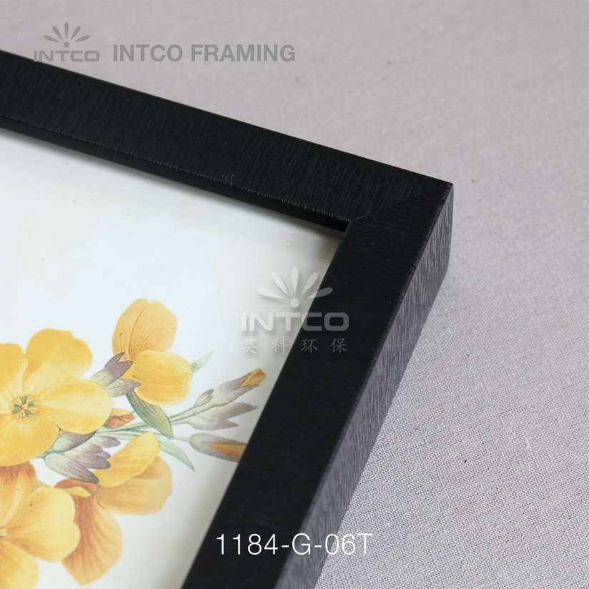 INTCO 1184-G-06T PS mouldings for framed art