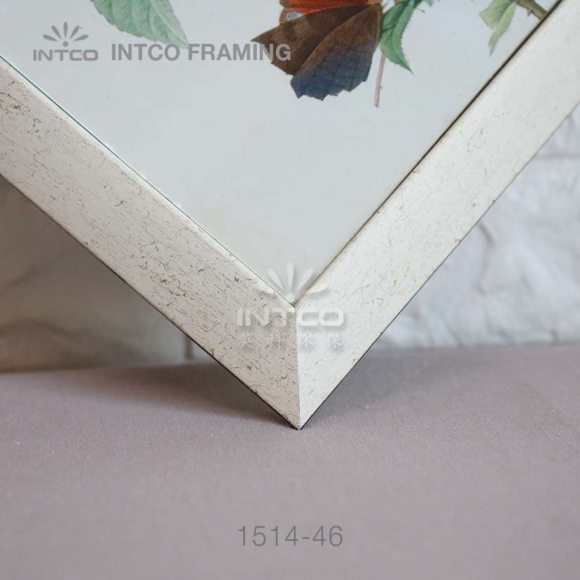 1514-46 PS wedding photo frame moulding detail