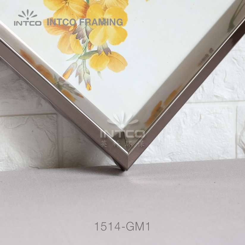 1514-GM1 PS art frame moulding detail