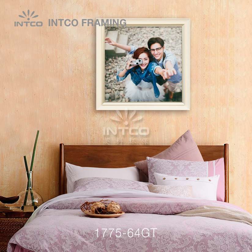 INTCO 1775-64GT picture frame moulding ideas