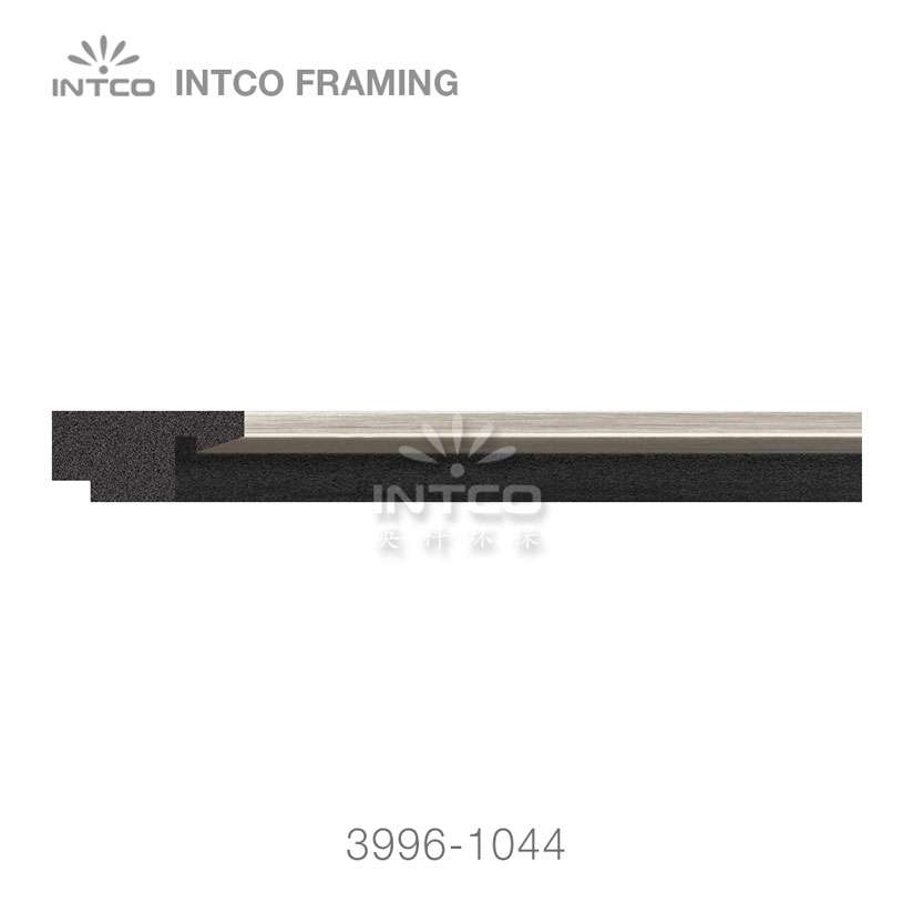 3996-1044 picture frame moulding by foot