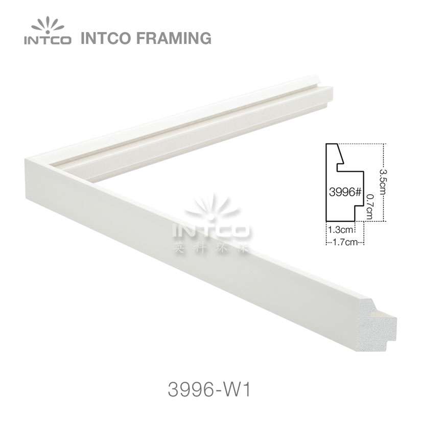3996-W1 white picture frame moulding in lengths