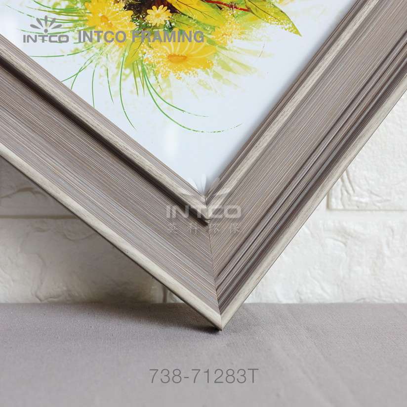 738-71283T PS wedding photo frame moulding detail