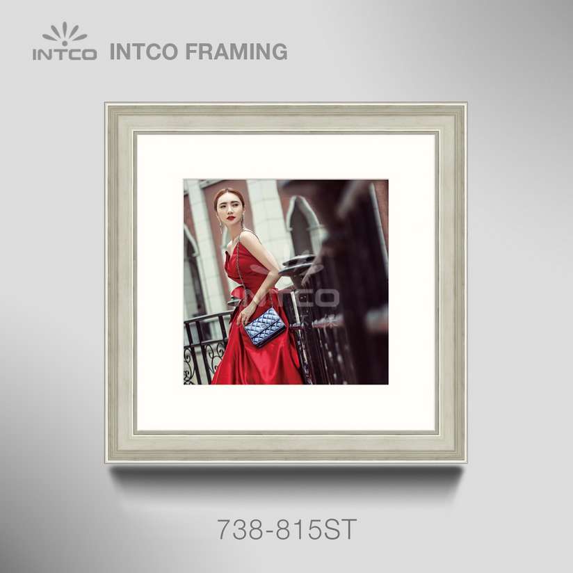 Application of 738-815ST mouldings for wedding photo frame making