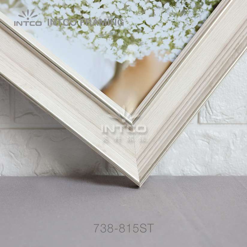 738-815ST PS wedding photo frame moulding detail