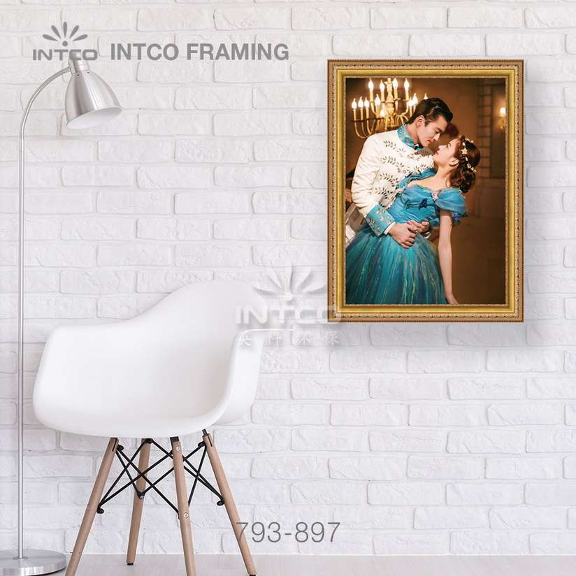picture frame moulding idea for wall wedding picture frame