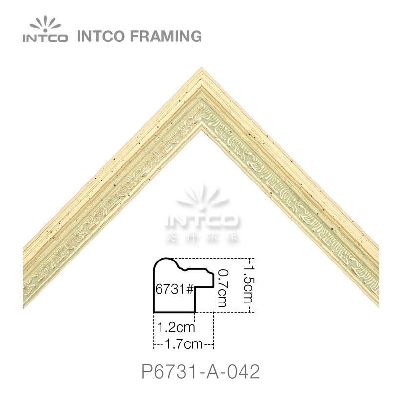 P6731-A-042 PS patina photo frame moulding corner sample