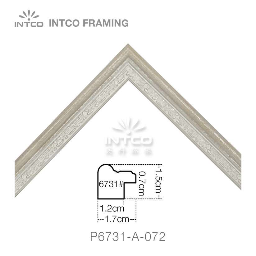 P6731-A-072 PS patina photo frame moulding corner sample