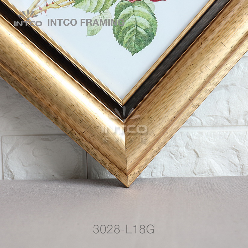 antique gold picture frame moulding