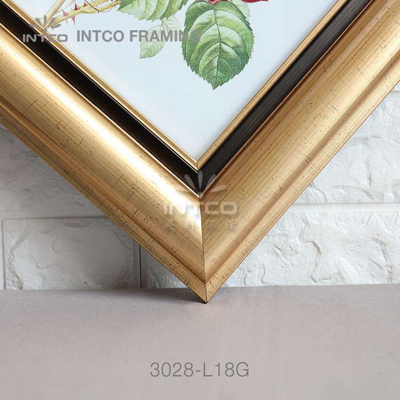 antique gold picture frame moulding