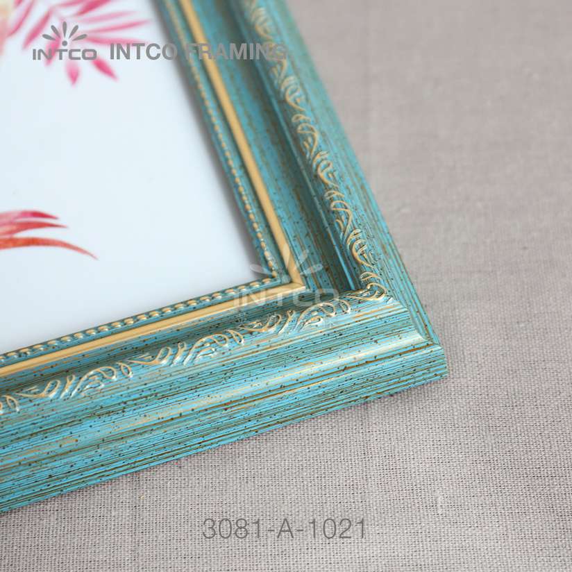 unfinished picture frame moulding