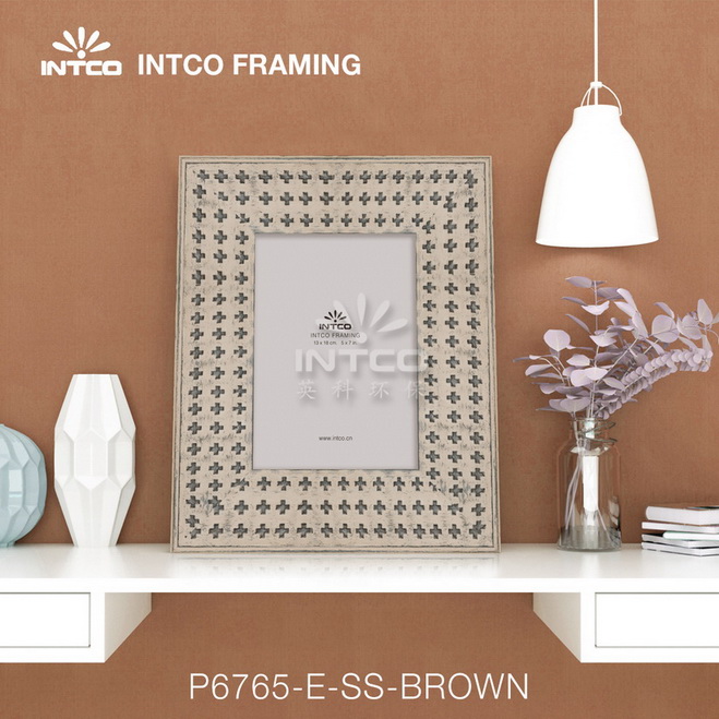 distressed picture frame ideas