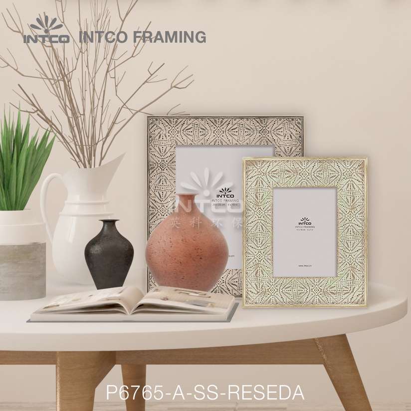 distressed picture frame ideas