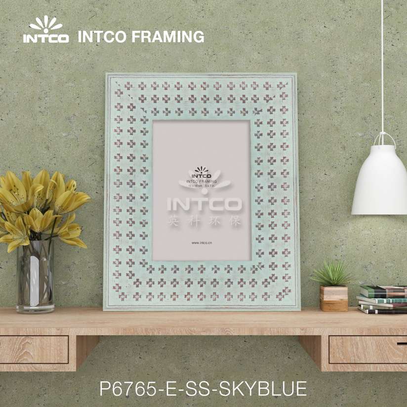 distressed picture frame ideas