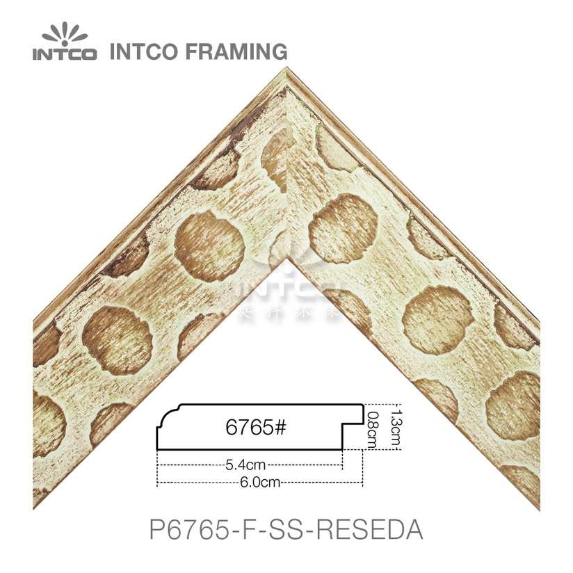 custom picture frame