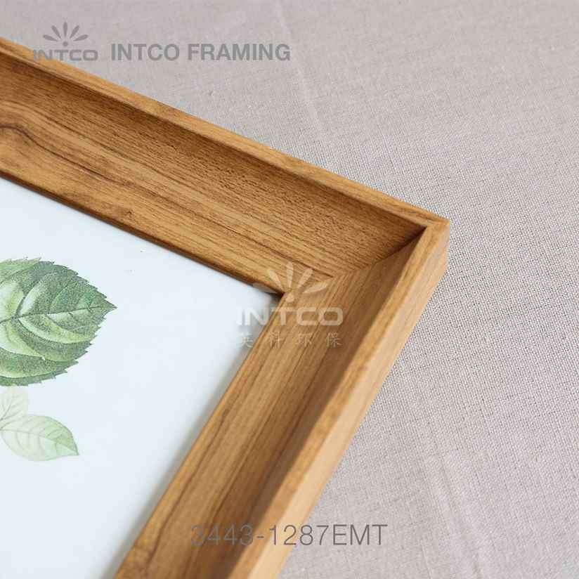 custom picture frame moulding