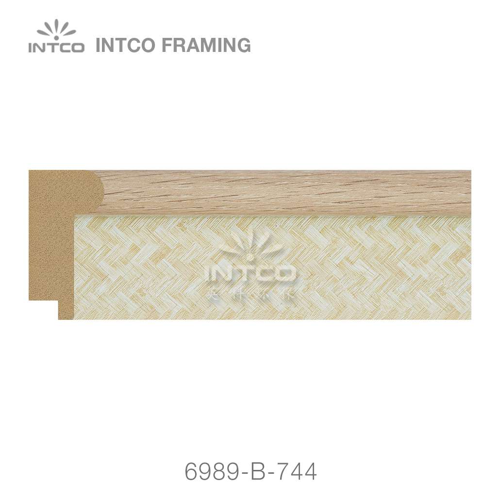 picture frame moulding by the foot