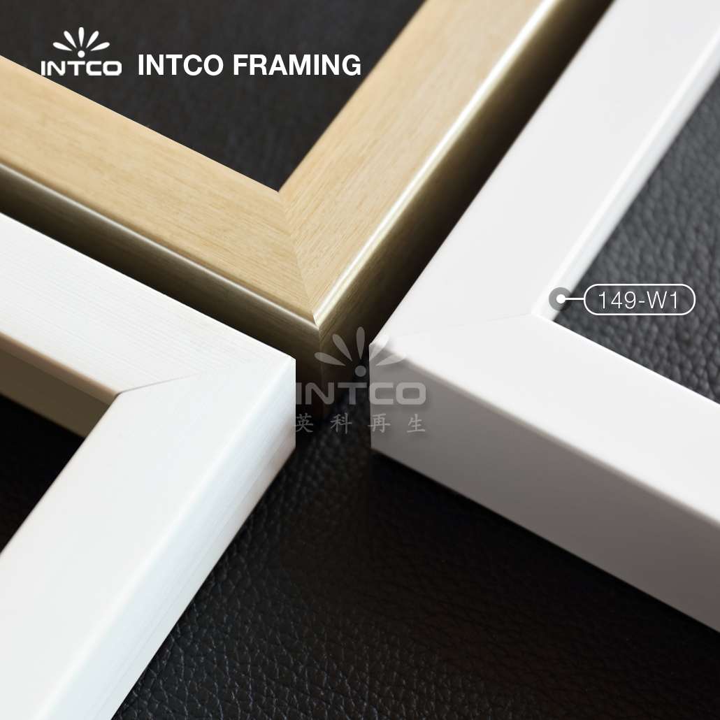 mouldings for picture frame