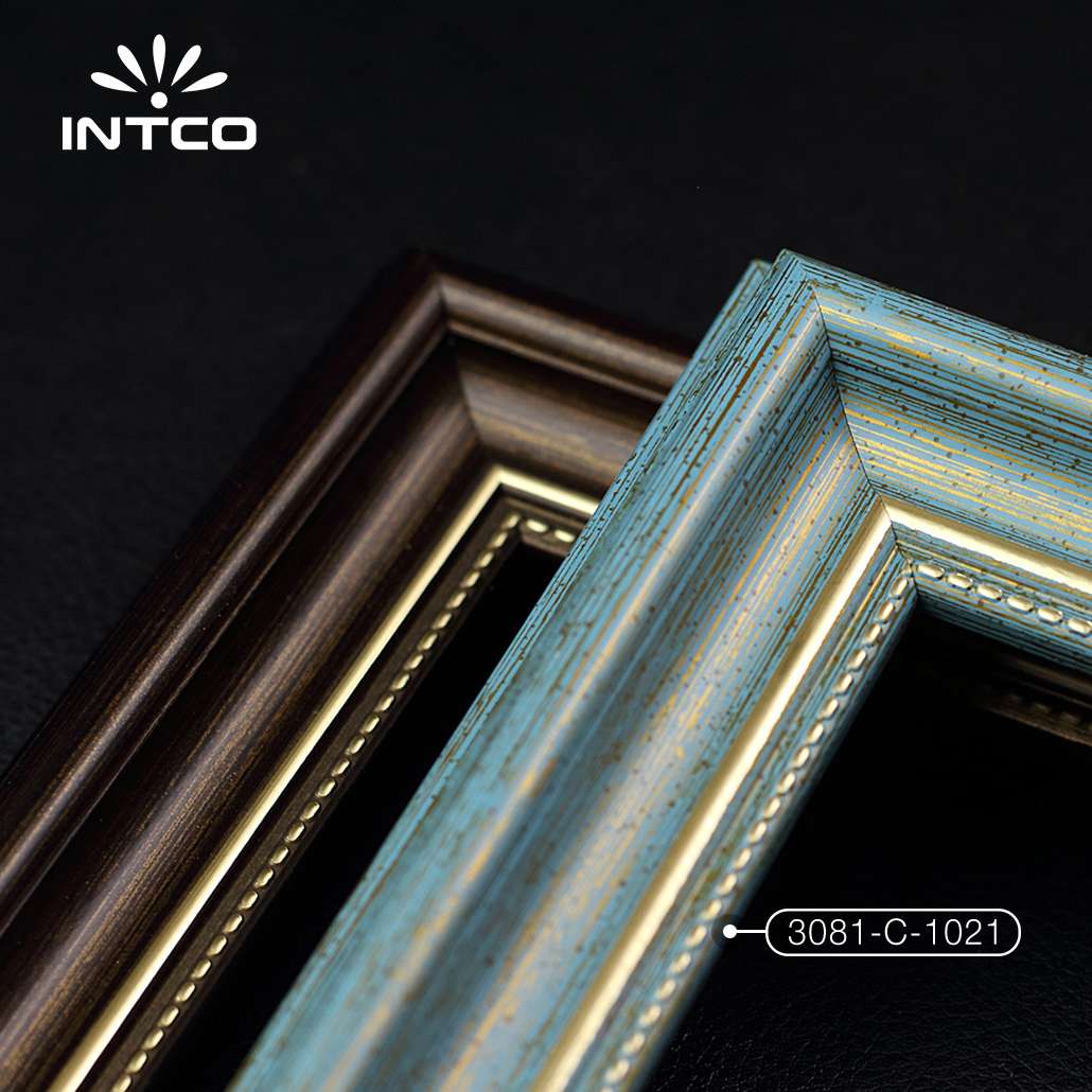 how to make picture frame from mouldings