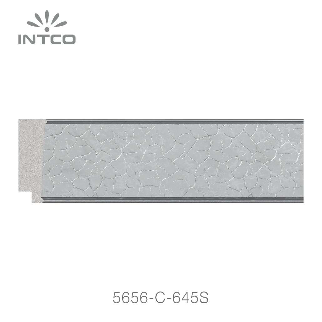 custom picture frame molding