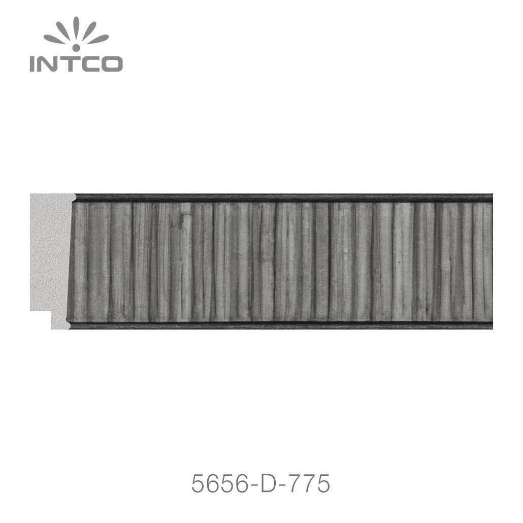 custom picture frame molding