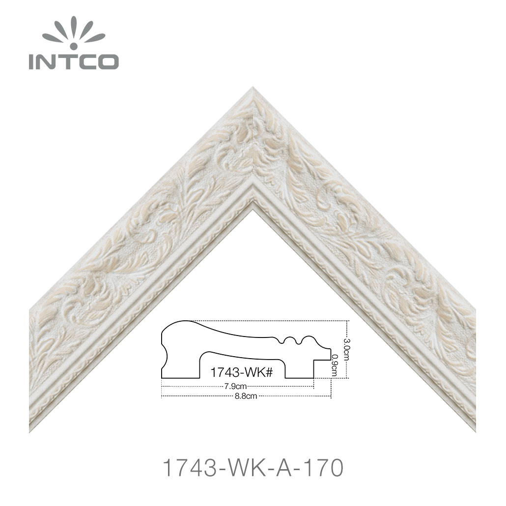 ornate unfinished picture frame moulding