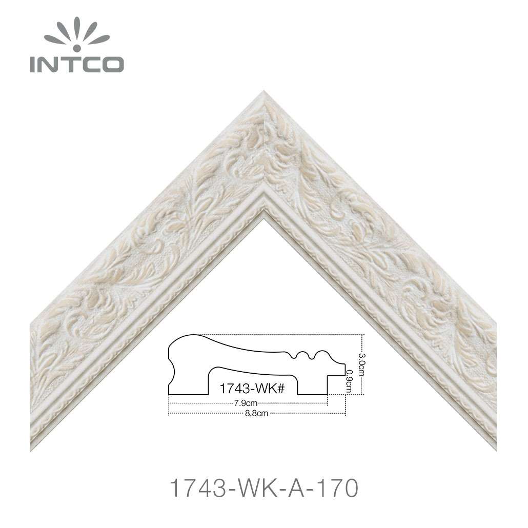 ornate unfinished picture frame moulding