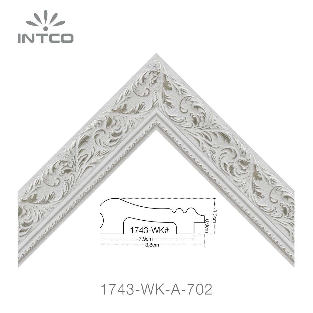ornate unfinished picture frame moulding